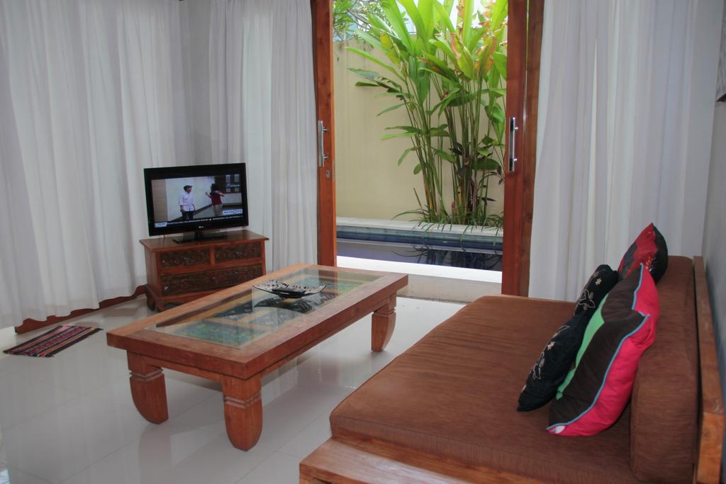 Villa Anyelir Seminyak  Room photo